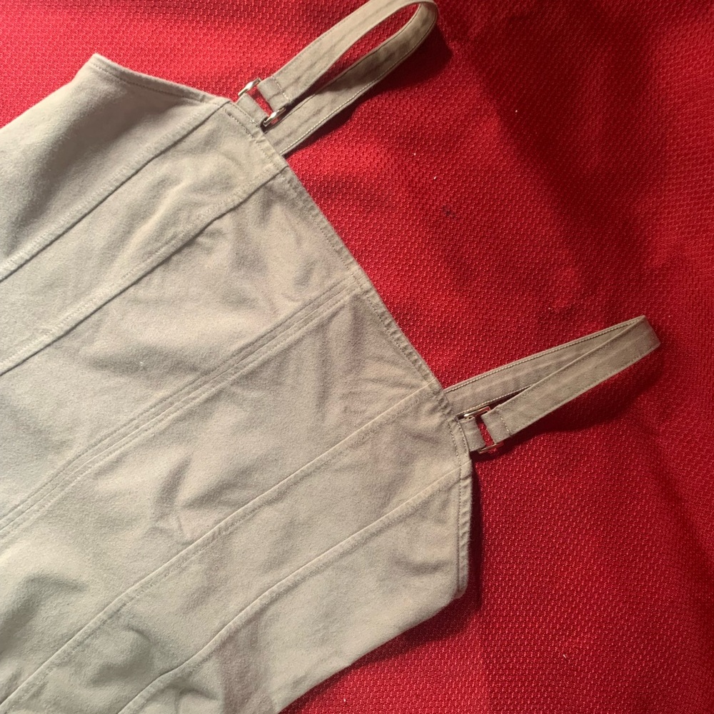 Square neckline, tan body suit by H&M